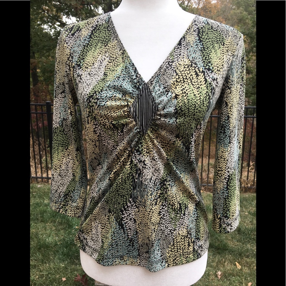 Gorgeous BCBGMAXAZRIA vintage top!